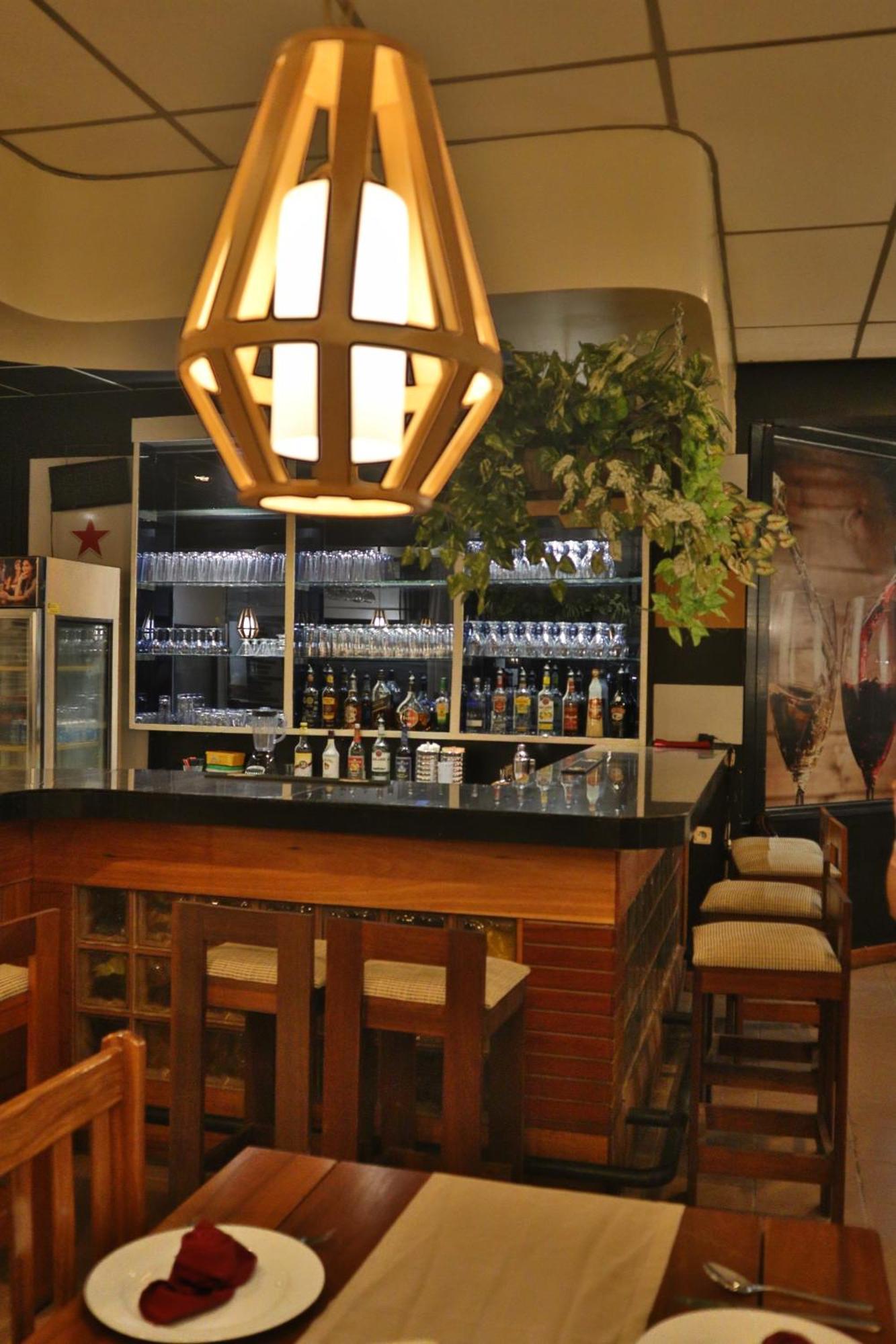 北部度假村酒店 帕拉马里博 外观 照片